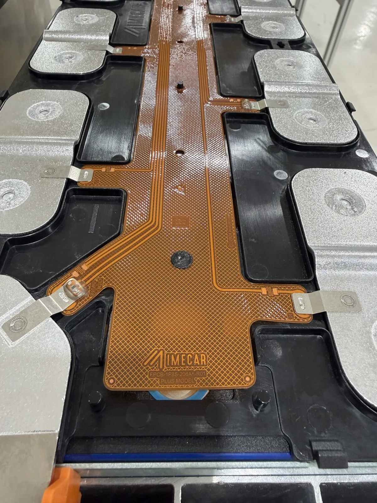 IMECAR flexible cell-sensing circuit laid across the cells inside an L-FLEX battery module