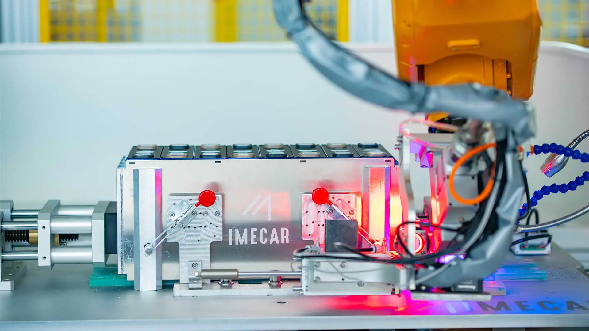 Robotic laser welding of an IMECAR battery pack